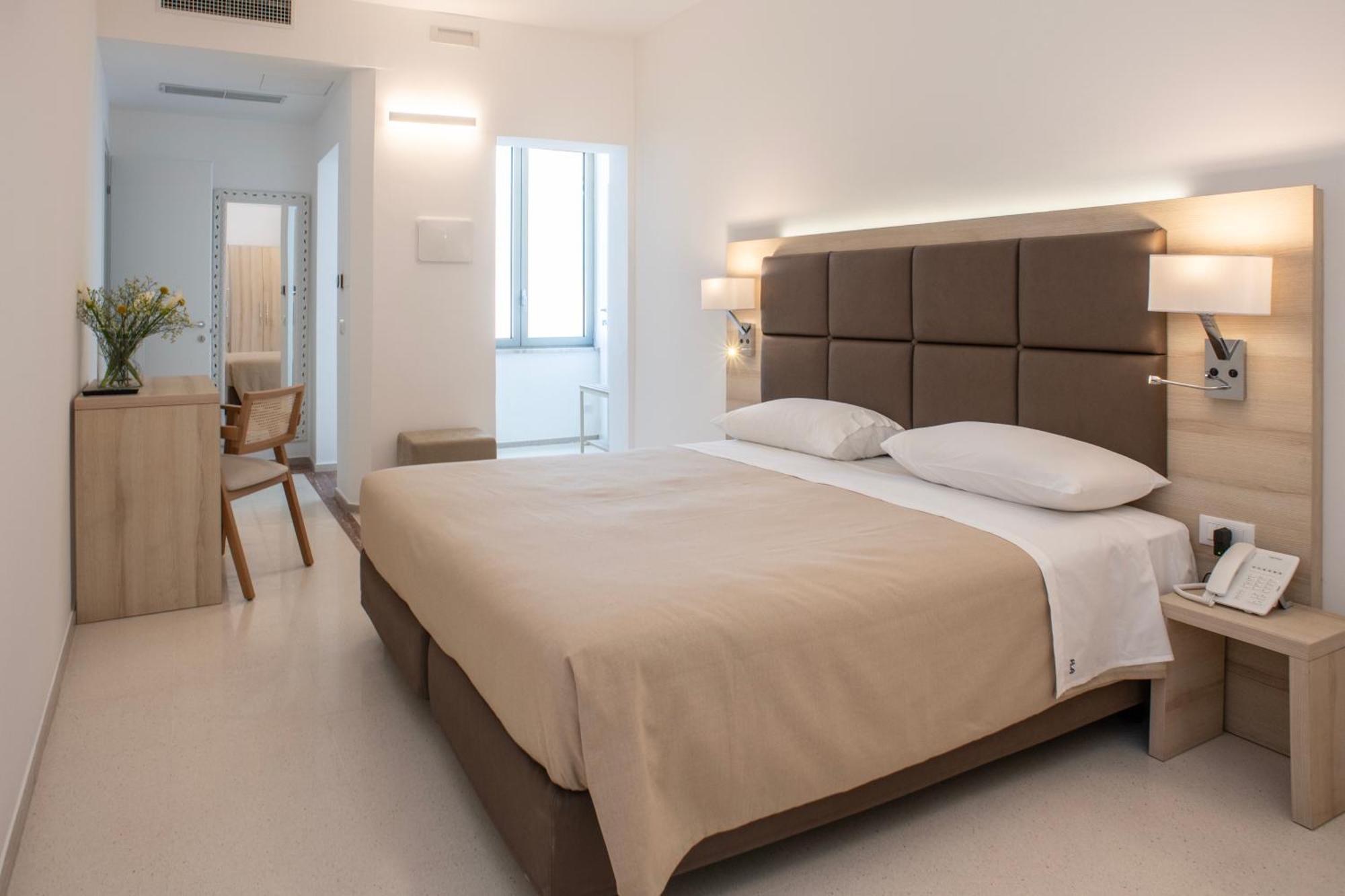Hotel Albania Отранто Экстерьер фото