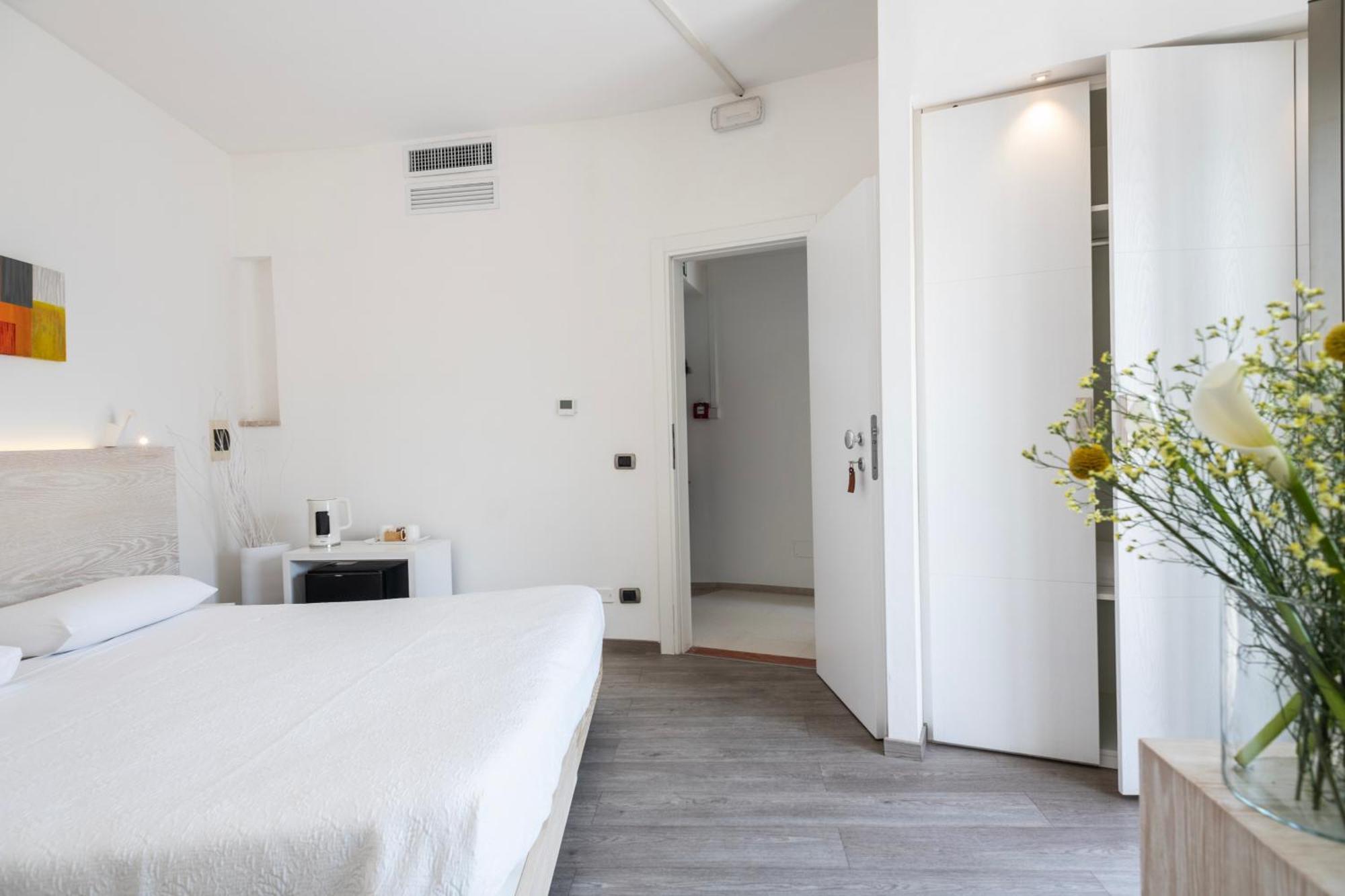 Hotel Albania Отранто Экстерьер фото
