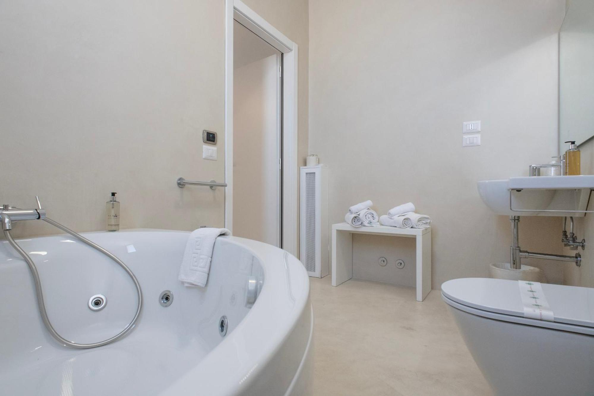 Hotel Albania Отранто Экстерьер фото