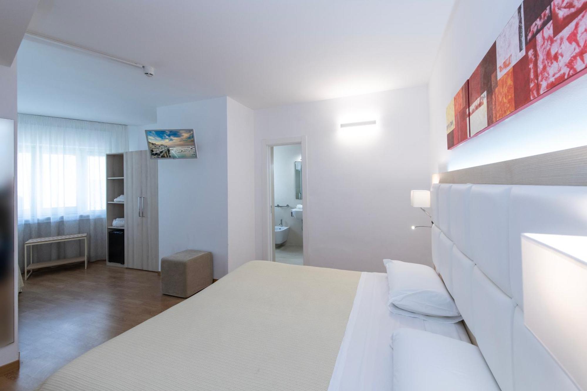 Hotel Albania Отранто Экстерьер фото