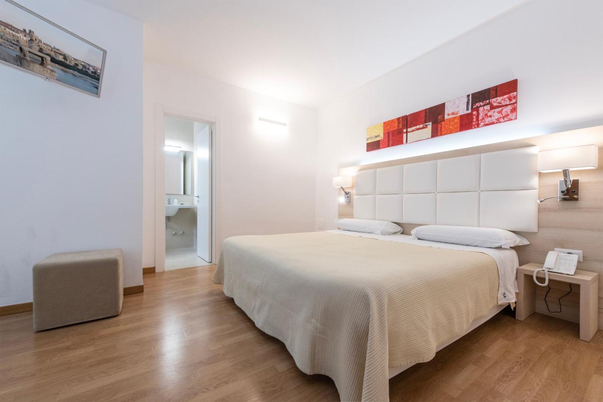 Hotel Albania Отранто Экстерьер фото